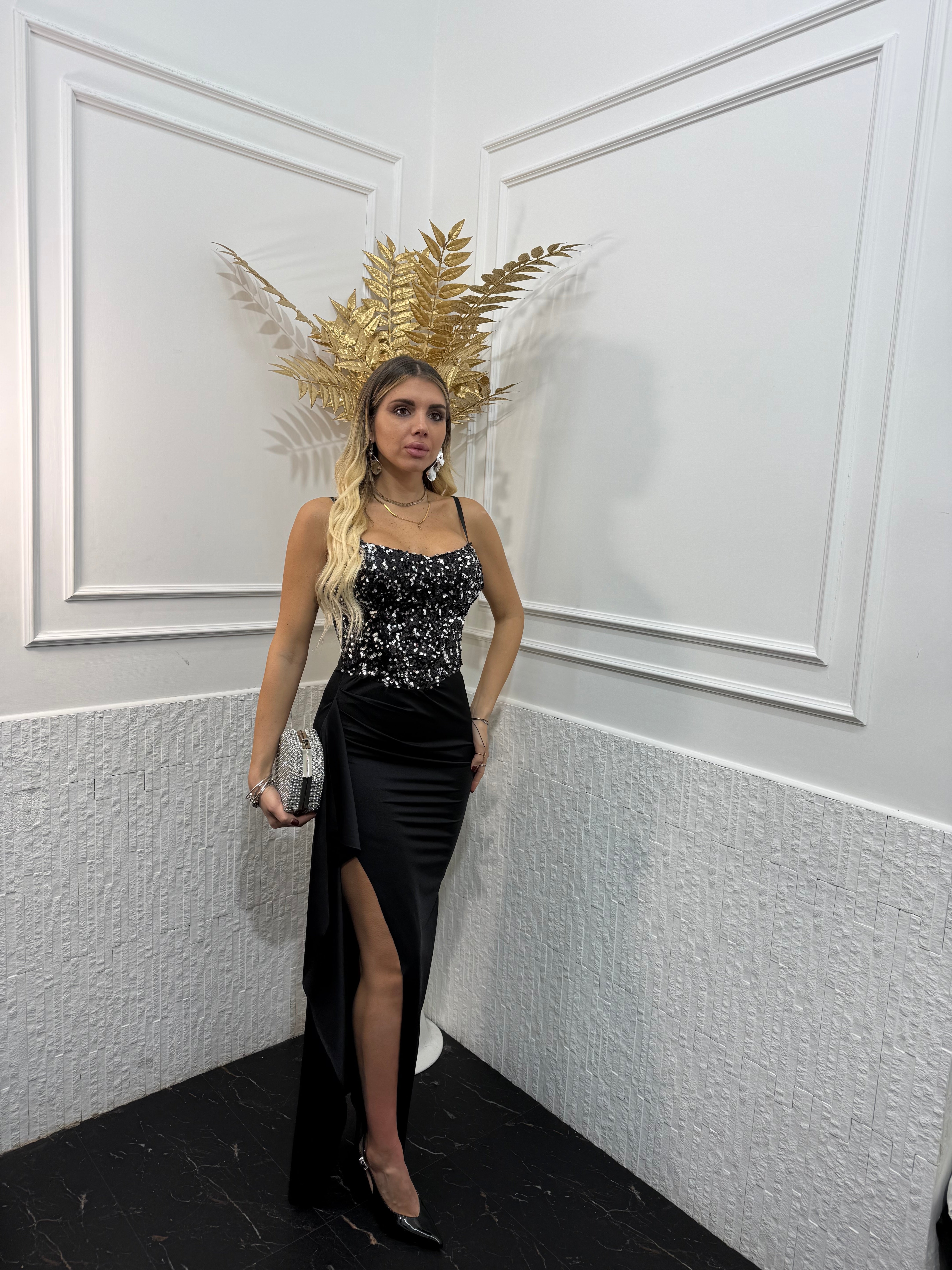 Dress Illusion