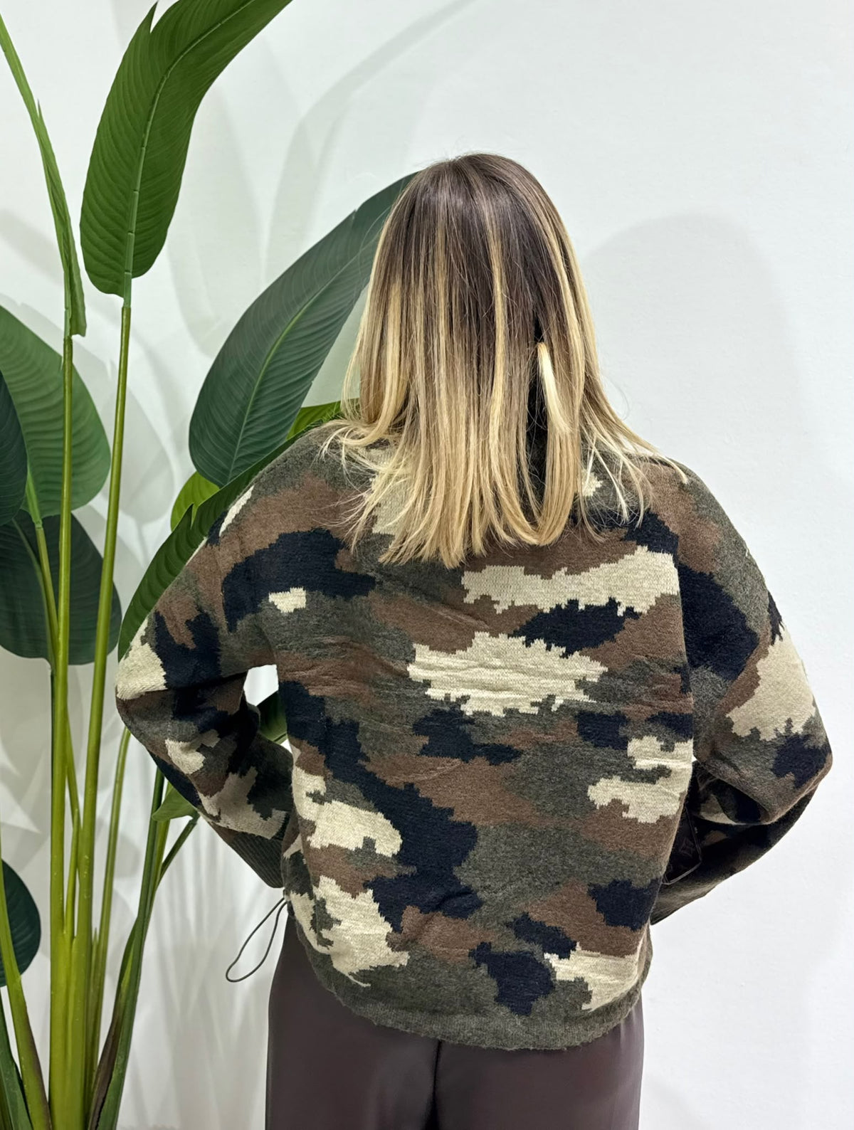 Pull camouflage marrone